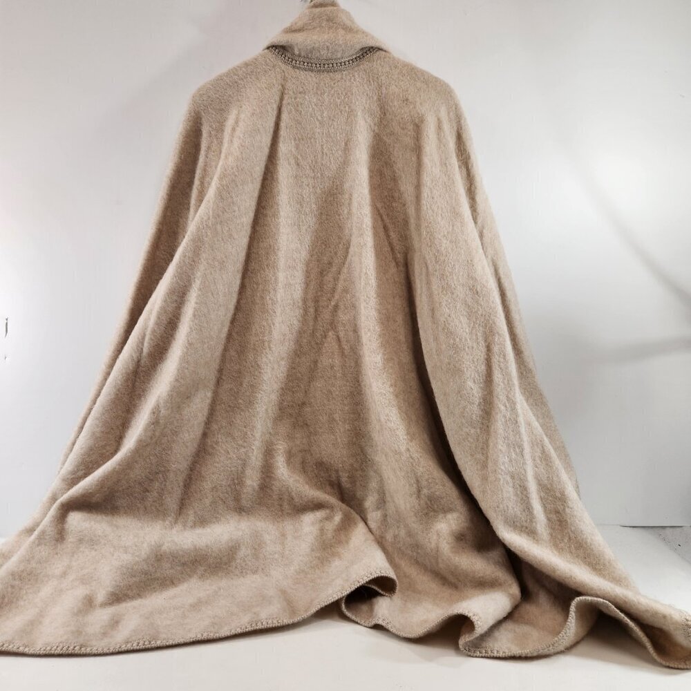 Alpaca Wool Cape w/ Attached Scarf Made in Peru - Picture 5 of 11